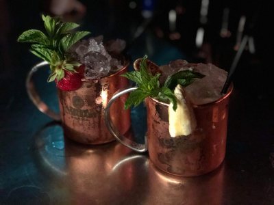 Lola Bar