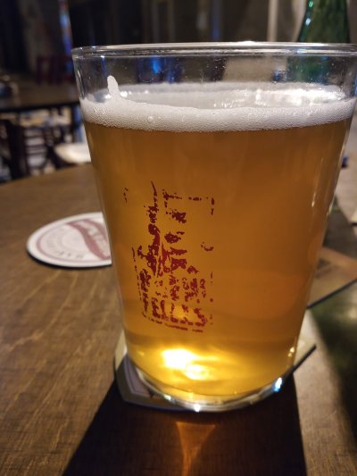 BrewFellas Beer Bar