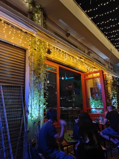 Palaia Pineza bar