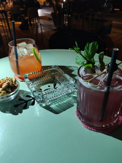 Tapper Bar
