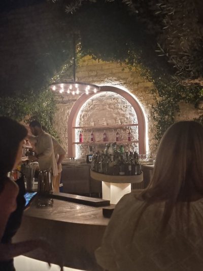 Bar Louise