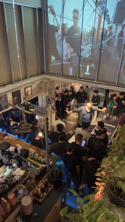 The Brewing Hand BEER HOUSE// SIGNATURE STREET FOOD//BARBER SHOP//WORKSPACE