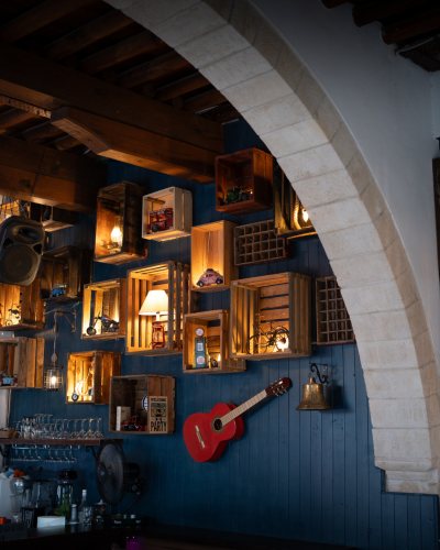 Stories Coctail & Wine Bar