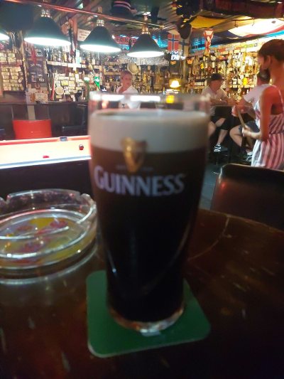 Hot Shots Music Bar
