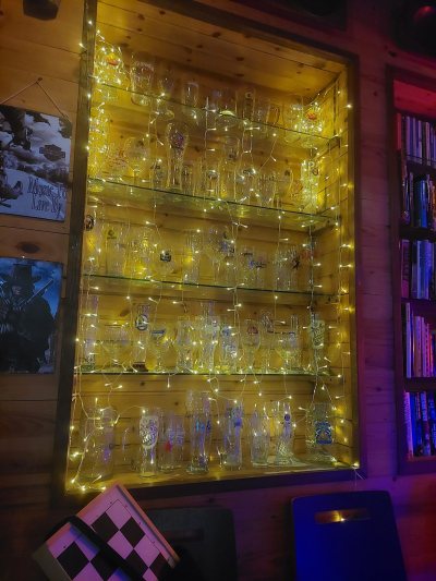 Rooster's Tail Speakeasy Bar & Grill