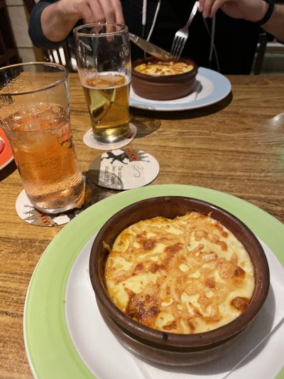 Friends Resto Bar