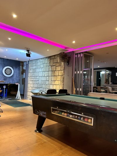 Le Grand Bar