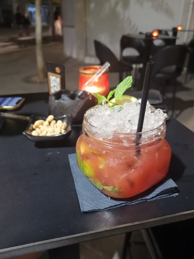 La Nuit Lounge Bar