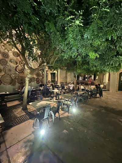La Nuit Lounge Bar