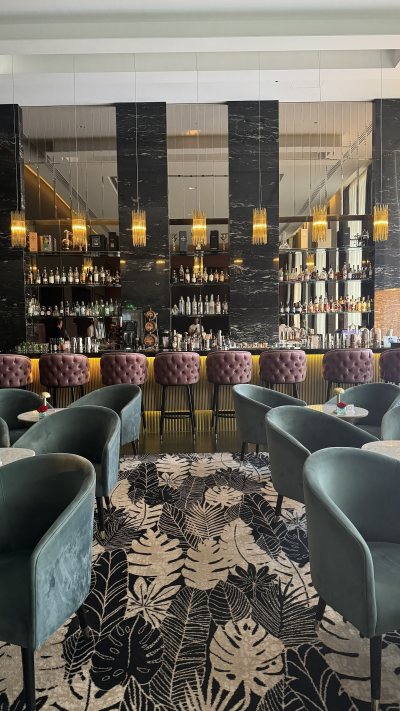 Selene Cocktail Bar