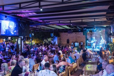 The Square Bar
