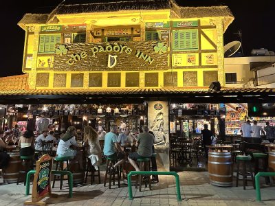 Paddy's Irish Bar