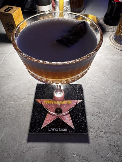 Living Room Restaurant - Lounge Bar