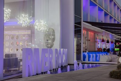 River Rock Cocktail Bar & Shisha Lounge