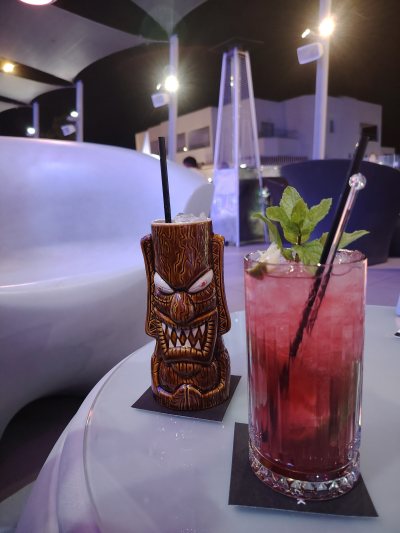 River Rock Cocktail Bar & Shisha Lounge