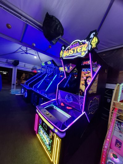 Hobos Amusement spot