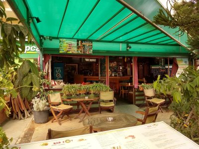 Bar 107