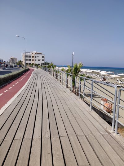 Makenzy Beach (Larnakas)