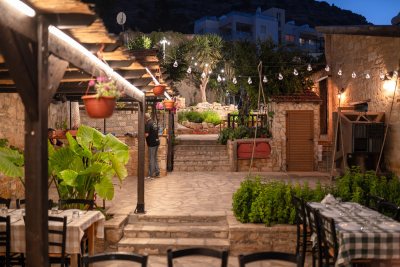 Taverna Eparxiaki