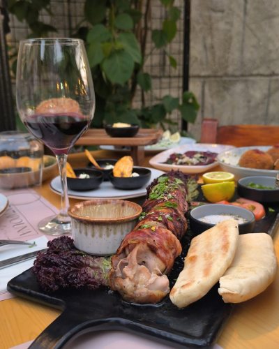 Paparouna Meze