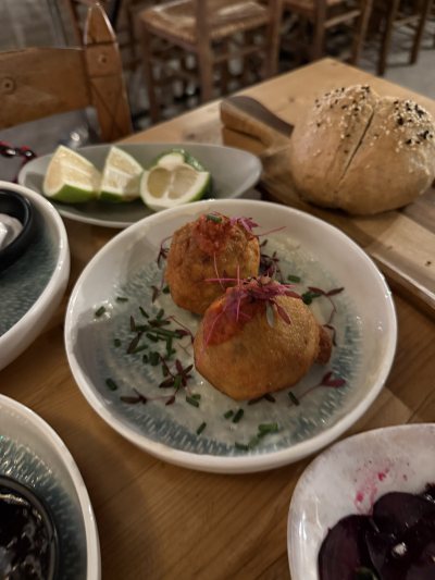 Paparouna Meze