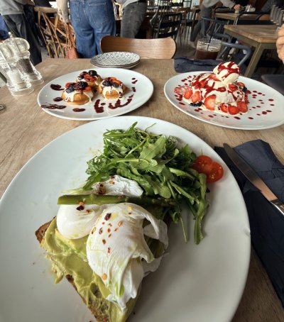 DOT Restaurant