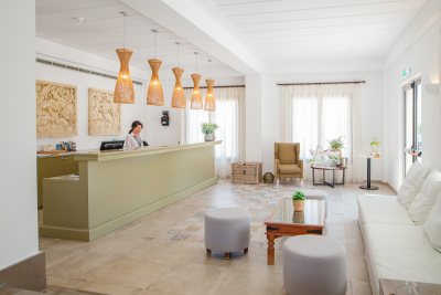 Louis St. Elias Resort & Waterpark