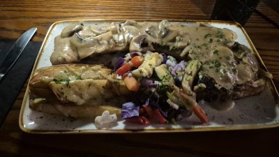 Blu Ciel Bar and Restaurant