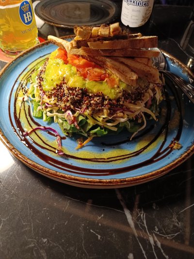 Blu Ciel Bar and Restaurant