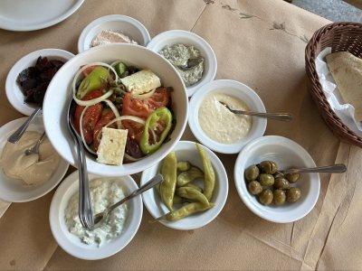 MEZE Taverna Restaurant
