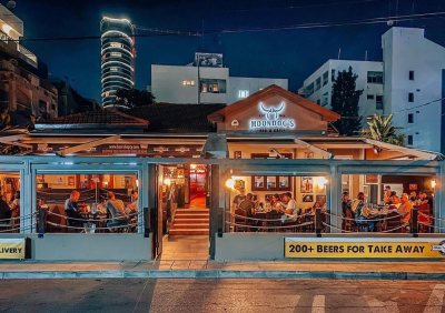 Moondog's Bar & Grill