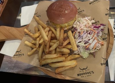 Moondog's Bar & Grill