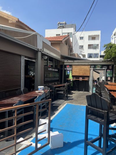 Moondog's Bar & Grill