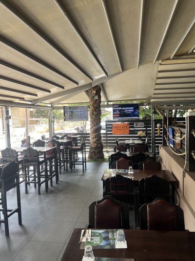 Moondog's Bar & Grill