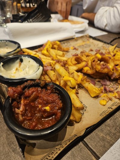 Brothers Bar & Grill