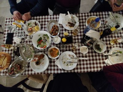 Tavernaki ETHA Egkomis