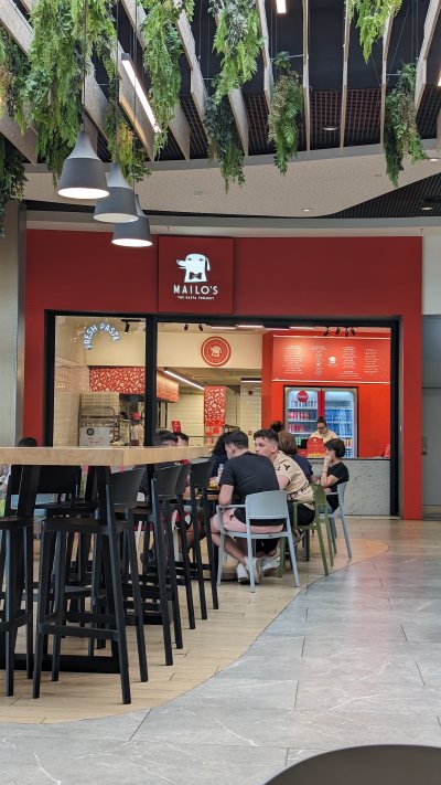Mailo's - Mall of Engomi