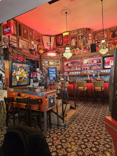 Finders Bar & Grill