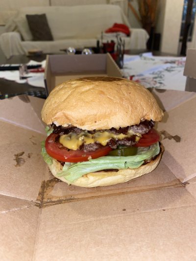 Ricky's Burgers & Shakes