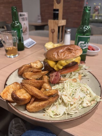 PLATINUM cafe - restaurant / suites