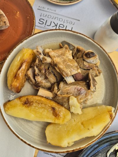 Makris Restaurant