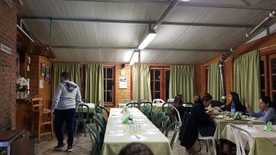 To Parko oikogeneiako estiatorio