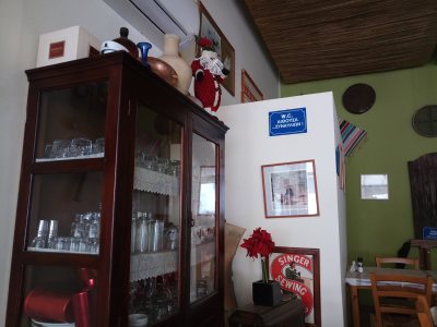 Prima House Restaurant-Tavern