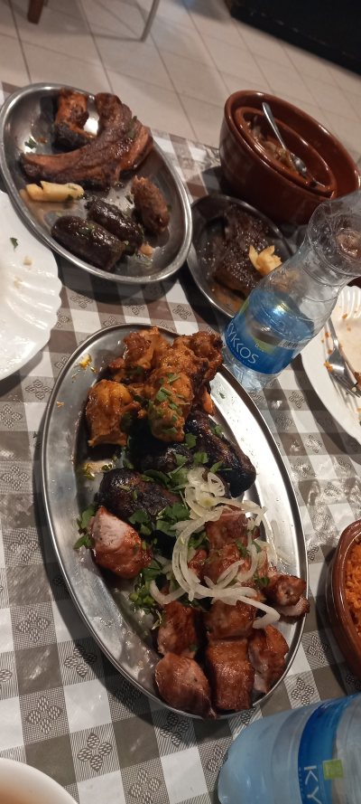 Taverna Kreatomberdemata
