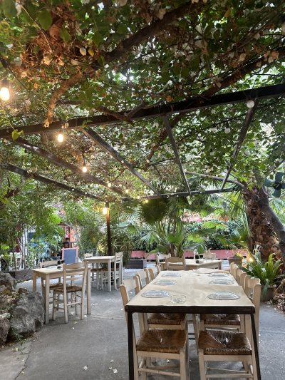 Ithaki Garden Restaurant