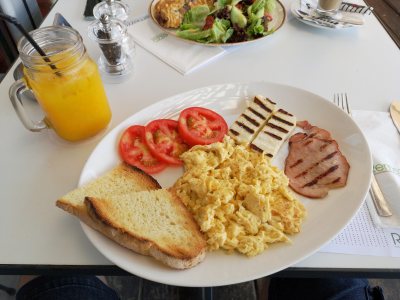 Remezzo Cafe