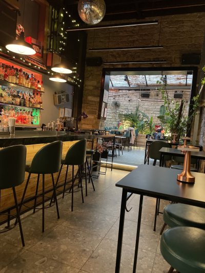 Salut Bar & Restaurant Limassol