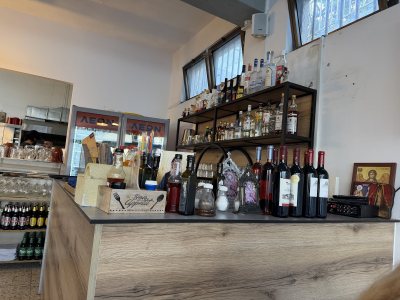 Geitonia Traditional Kebab House - Peyia