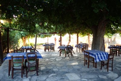Kasparis Tavern