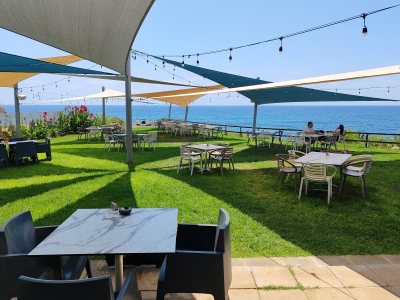 Sea Caves Restaurant